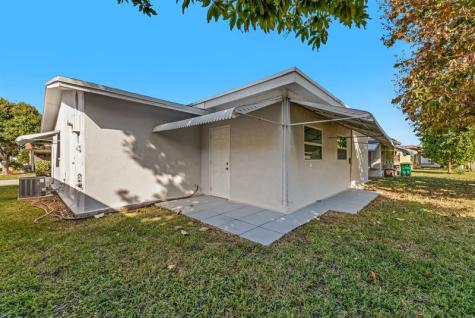 4924 NW 52nd Court Tamarac FL 33319