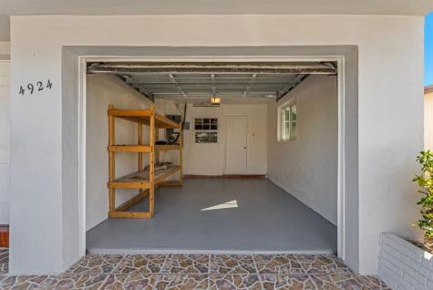 4924 NW 52nd Court Tamarac FL 33319