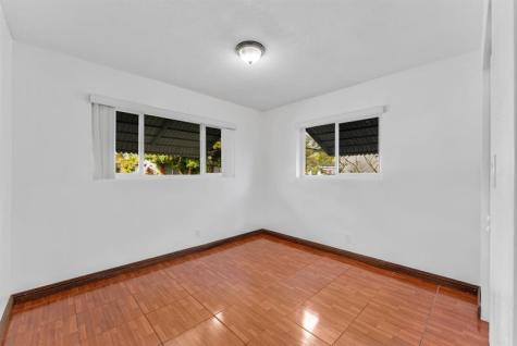 4924 NW 52nd Court Tamarac FL 33319