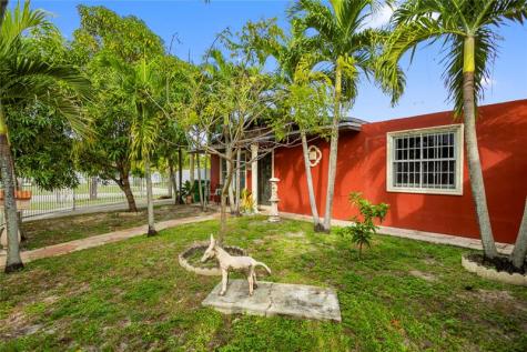 17811 NW 12th Court Miami Gardens FL 33169
