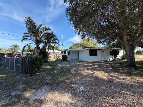 929 SW 10th Avenue Delray Beach FL 33444