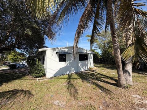 929 SW 10th Avenue Delray Beach FL 33444