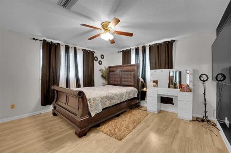 223 E Arbor Avenue Port St Lucie FL 34952