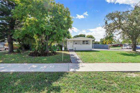 1130 NW 42nd Court Oakland Park FL 33309