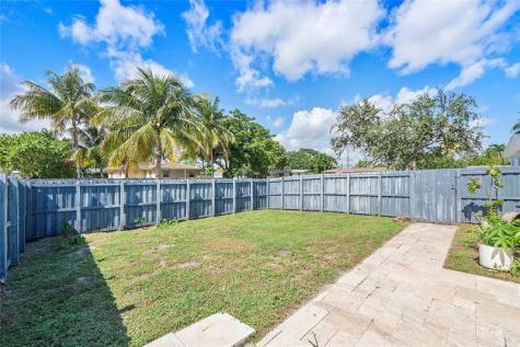 1130 NW 42nd Court Oakland Park FL 33309