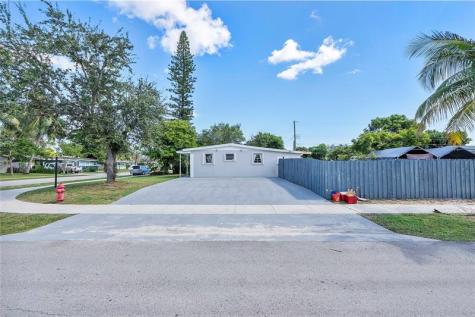1130 NW 42nd Court Oakland Park FL 33309