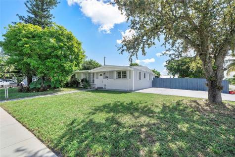 1130 NW 42nd Court Oakland Park FL 33309