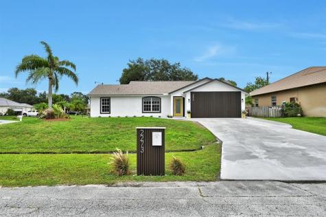 2273 SW Phyllis Lane Port St Lucie FL 34953