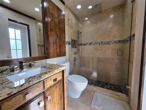 9410 NW 14th Street Pembroke Pines FL 33024
