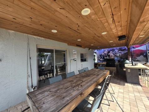 9410 NW 14th Street Pembroke Pines FL 33024