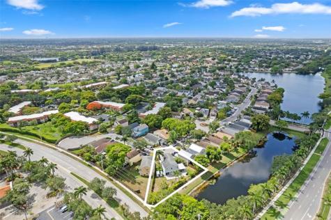 133 SW 159th Way Sunrise FL 33326