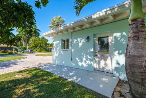 2224 NW 6th Terrace Wilton Manors FL 33311