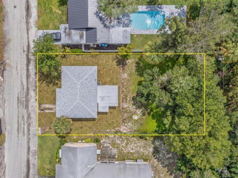 1398 NE 37th Street Oakland Park FL 33334