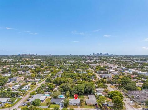1398 NE 37th Street Oakland Park FL 33334