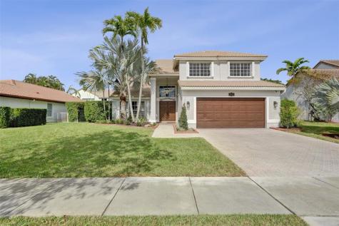 19321 NW 10th Street Pembroke Pines FL 33029