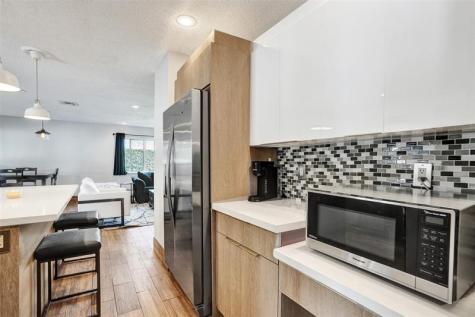 19321 NW 10th Street Pembroke Pines FL 33029