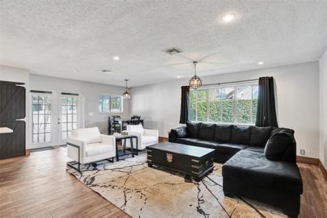 19321 NW 10th Street Pembroke Pines FL 33029