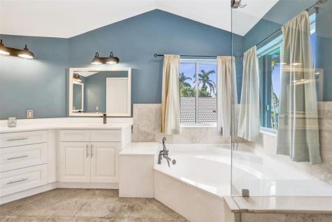 19321 NW 10th Street Pembroke Pines FL 33029