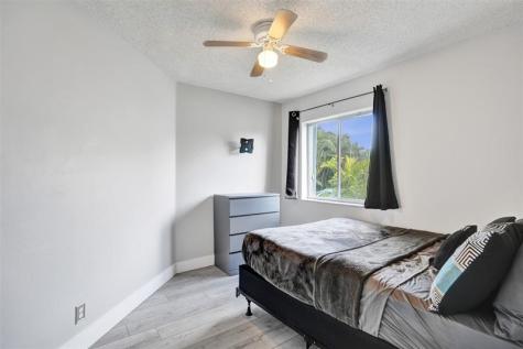 19321 NW 10th Street Pembroke Pines FL 33029