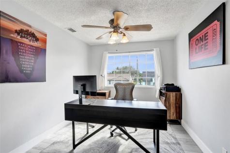 19321 NW 10th Street Pembroke Pines FL 33029