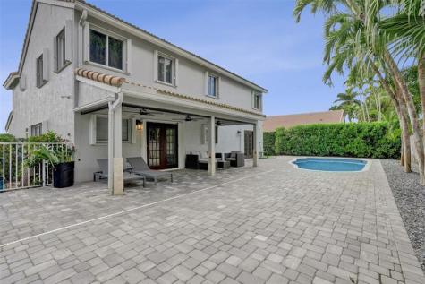 19321 NW 10th Street Pembroke Pines FL 33029