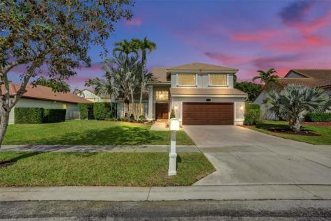 19321 NW 10th Street Pembroke Pines FL 33029