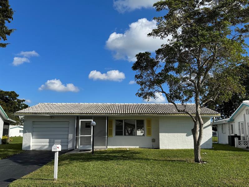 1430 NW 85th Terrace Plantation FL 33322