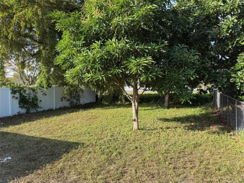 1975 SW 70th Way North Lauderdale FL 33068