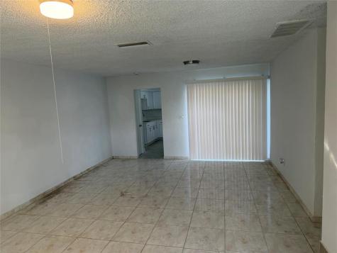 1975 SW 70th Way North Lauderdale FL 33068