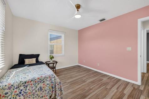 341 11TH Avenue Vero Beach FL 32962
