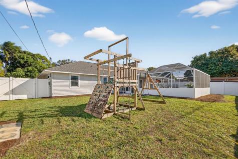341 11TH Avenue Vero Beach FL 32962