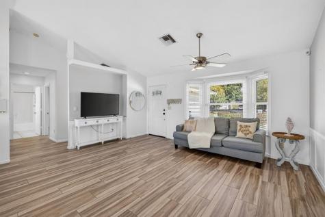 341 11TH Avenue Vero Beach FL 32962