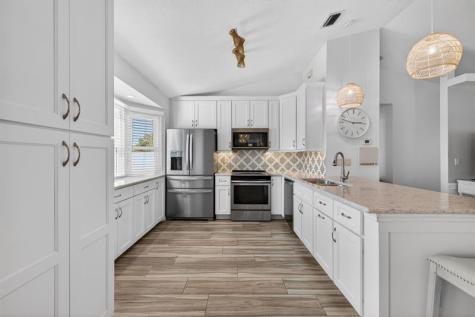 341 11TH Avenue Vero Beach FL 32962