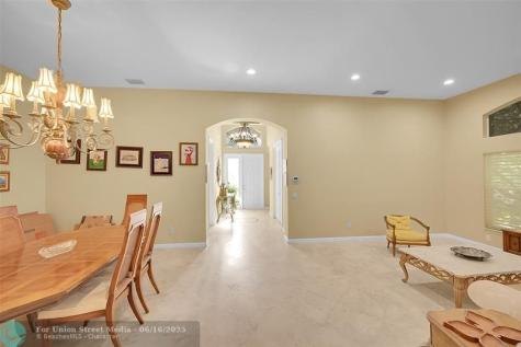 7756 Kingsley Palm Terrace Lake Worth FL 33467