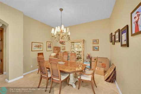7756 Kingsley Palm Terrace Lake Worth FL 33467