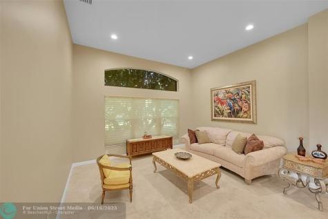 7756 Kingsley Palm Terrace Lake Worth FL 33467