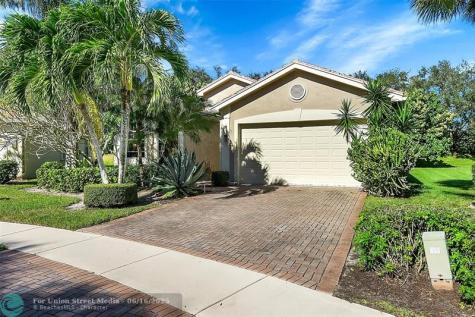7756 Kingsley Palm Terrace Lake Worth FL 33467