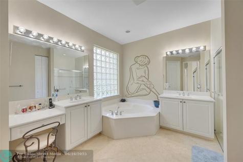 7756 Kingsley Palm Terrace Lake Worth FL 33467