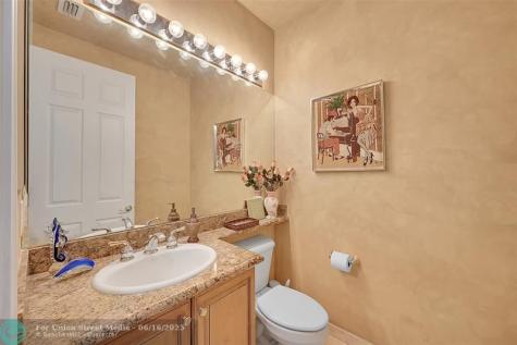 7756 Kingsley Palm Terrace Lake Worth FL 33467