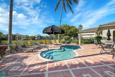 7756 Kingsley Palm Terrace Lake Worth FL 33467