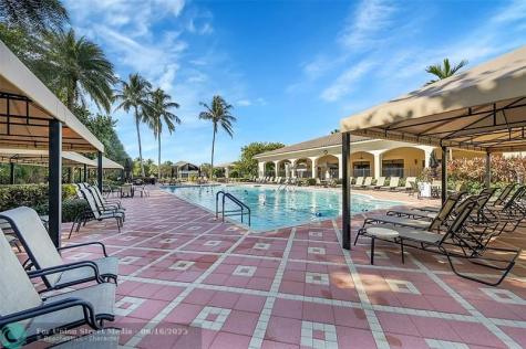 7756 Kingsley Palm Terrace Lake Worth FL 33467