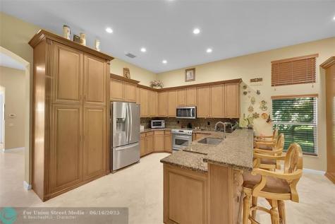 7756 Kingsley Palm Terrace Lake Worth FL 33467
