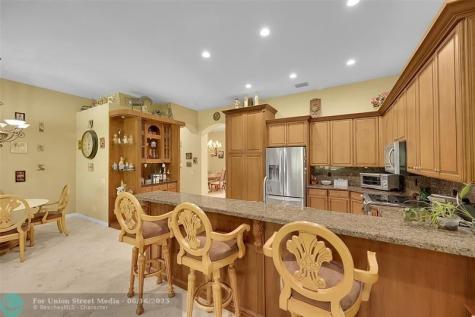 7756 Kingsley Palm Terrace Lake Worth FL 33467