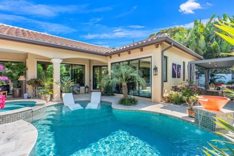 2500 NE 14th Street Fort Lauderdale FL 33304