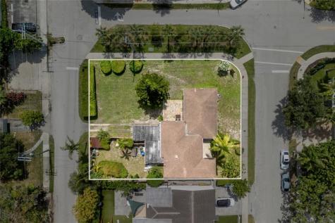 904 SE 11th Court Fort Lauderdale FL 33316