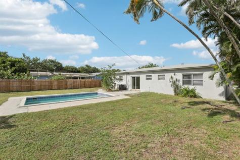 1757 13TH Avenue Lake Worth Beach FL 33460