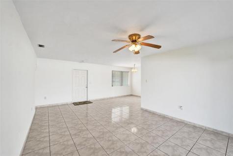 8211 NW 10th Street Pembroke Pines FL 33024