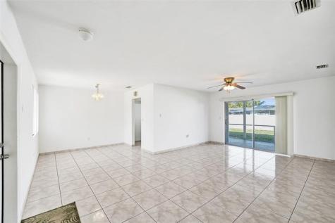 8211 NW 10th Street Pembroke Pines FL 33024