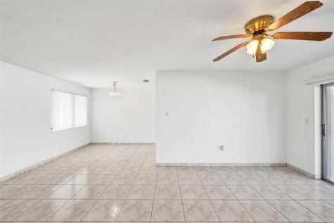 8211 NW 10th Street Pembroke Pines FL 33024