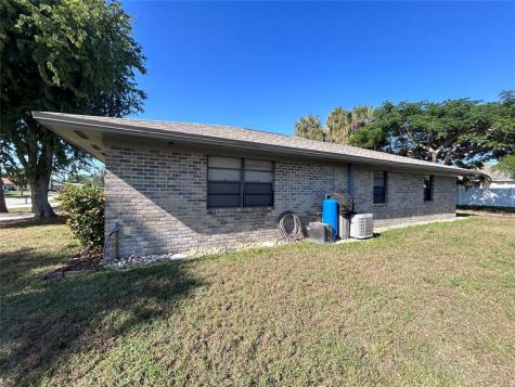 1313 SW Bellevue Avenue Port St Lucie FL 34953